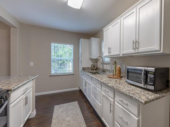 2705  Yucca Avenue , Fort Worth Texas 76111