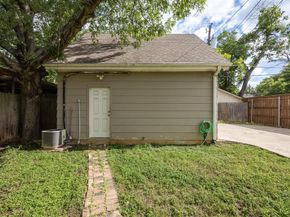 2705  Yucca Avenue , Fort Worth Texas 76111