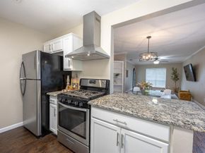 2705  Yucca Avenue , Fort Worth Texas 76111