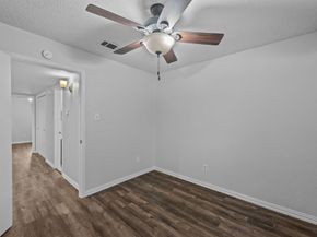 2906  Menlo Park Lane , Carrollton Texas 75007