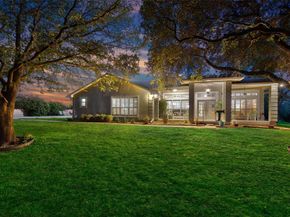 2104-B W Holiday  , Fate Texas 75087