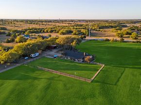2104-B W Holiday  , Fate Texas 75087