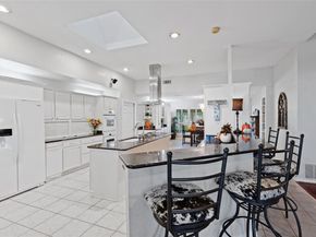 2104-B W Holiday  , Fate Texas 75087