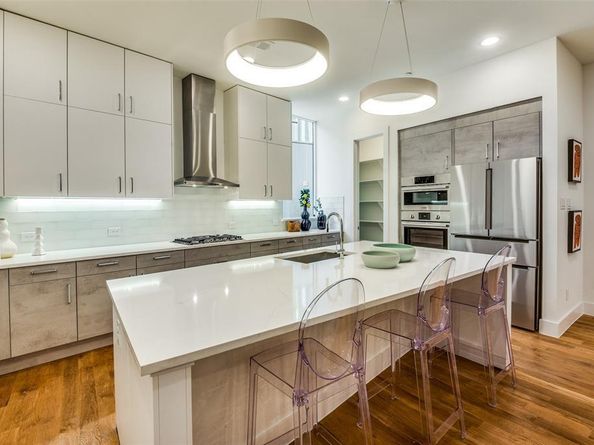 426 W 9th Street  104, Dallas Texas 75208