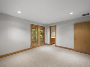3909  Courtshire Drive , Dallas Texas 75229