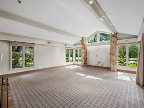 3909  Courtshire Drive , Dallas Texas 75229
