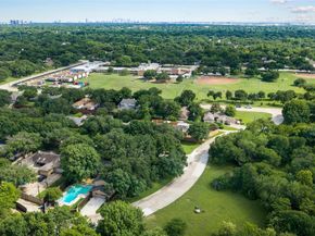 3909  Courtshire Drive , Dallas Texas 75229