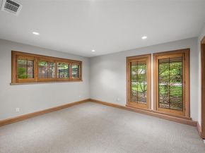 3909  Courtshire Drive , Dallas Texas 75229