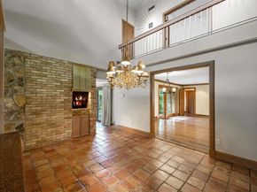 3909  Courtshire Drive , Dallas Texas 75229