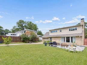 7012  Wakefield Street , Dallas Texas 75231