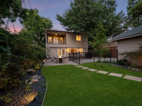 1119 N Winnetka Avenue , Dallas Texas 75208