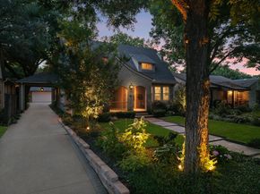 1119 N Winnetka Avenue , Dallas Texas 75208