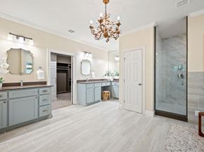 1119 N Winnetka Avenue , Dallas Texas 75208