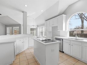 2211  Knob Hill Drive , Corinth Texas 76210
