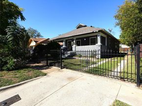 3611  Ave H  , Fort Worth Texas 76105