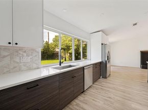 3707  Ridgeoak Way , Farmers Branch Texas 75244