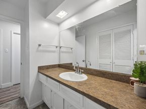 1047  Westlake Drive , DeSoto Texas 75115
