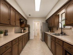 1047  Westlake Drive , DeSoto Texas 75115
