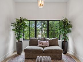 4032  Lively Lane , Dallas Texas 75220