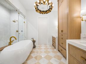 4032  Lively Lane , Dallas Texas 75220