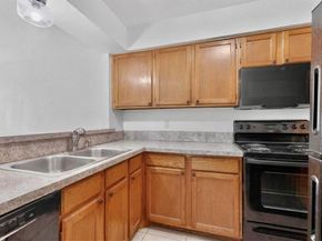 5505  Live Oak Street  102, Dallas Texas 75206
