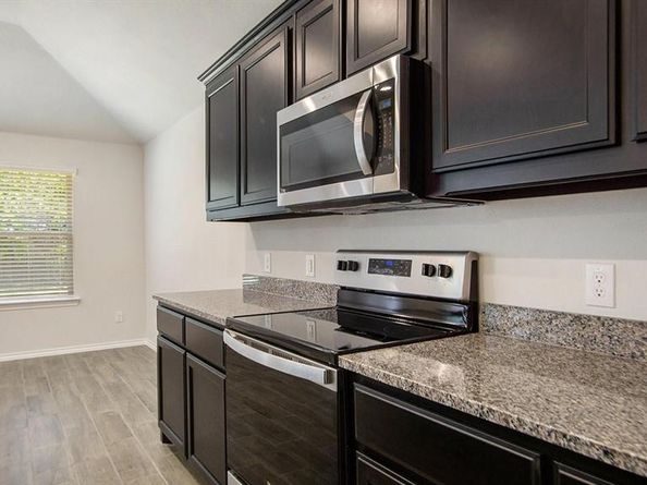 9816  Mescalbean Boulevard , Fort Worth Texas 76036