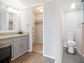 2979  Country Place Circle , Carrollton Texas 75006