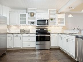 2979  Country Place Circle , Carrollton Texas 75006