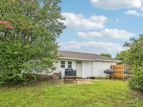 429  Clearwood Drive , Grand Prairie Texas 75052
