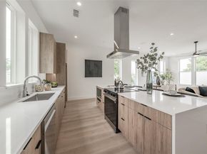 2523  Hondo Avenue  103, Dallas Texas 75219