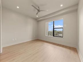 1900 S Ervay Street  311, Dallas Texas 75215