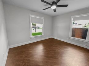 1108 E Russell Avenue , Carrollton Texas 75006