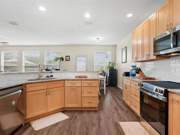 10404  Lake Brook Drive , Fort Worth Texas 76053