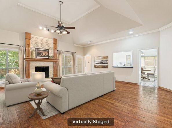 1105  Hills Creek Drive , McKinney Texas 75072