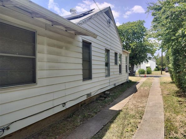 4726  Cowan Avenue , Dallas Texas 75209