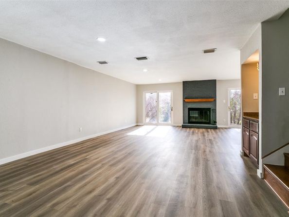 2112  MistyMeadow Court , Carrollton Texas 75006