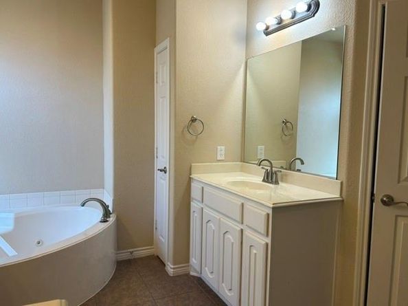 4637  Poplar Ridge Drive , Fort Worth Texas 76123