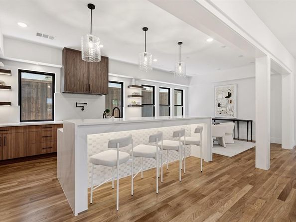 5449  Goodwin Avenue , Dallas Texas 75206