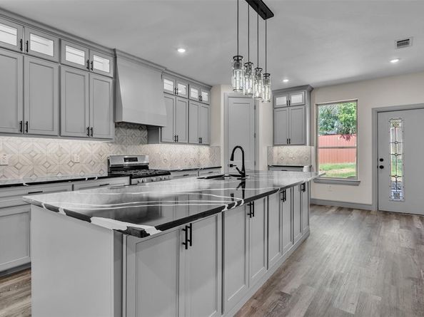 2740  Canton Drive , Fort Worth Texas 76112
