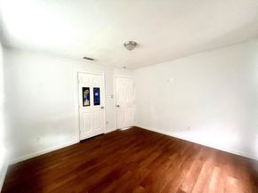 1919 E Ledbetter Drive , Dallas Texas 75216