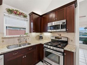 840  Lionel Way , Fort Worth Texas 76108