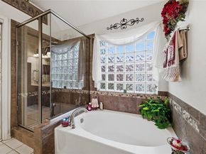 840  Lionel Way , Fort Worth Texas 76108
