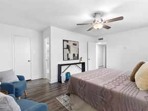 2814  Lindbergh Drive , Dallas Texas 75228