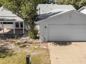 2814  Lindbergh Drive , Dallas Texas 75228
