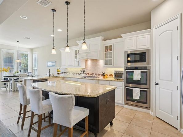 117  Crestbrook Drive , Rockwall Texas 75087