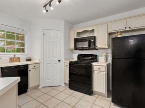 752  Monique  , Cedar Hill Texas 75104