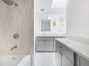 6153  Glennox Lane , Dallas Texas 75214
