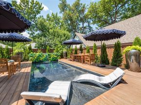 717  Ridgeway Street , Dallas Texas 75214