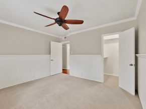 7820  Meadow Park Drive  215, Dallas Texas 75230
