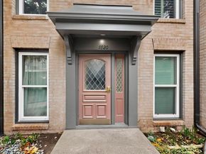 7820  Meadow Park Drive  215, Dallas Texas 75230